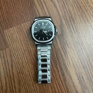 Poedagar Mens Luxury Watch Silver Band Black Face